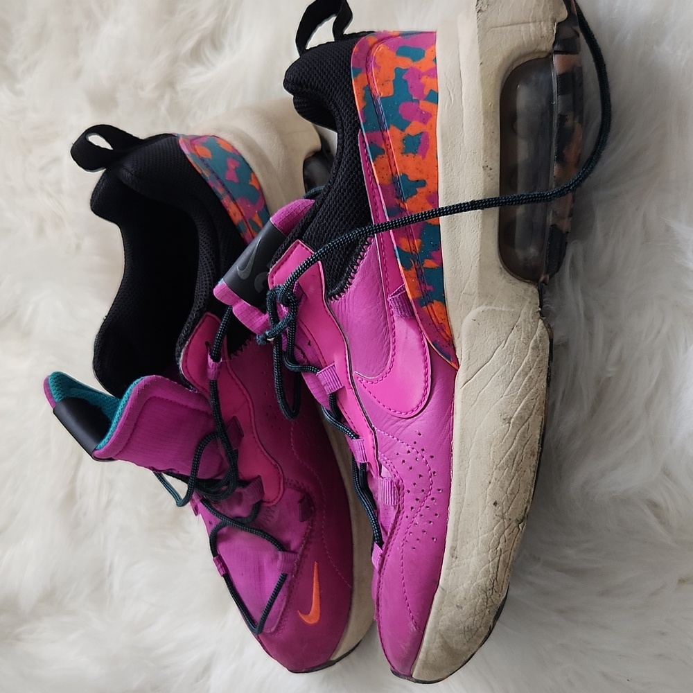 Nike 👟